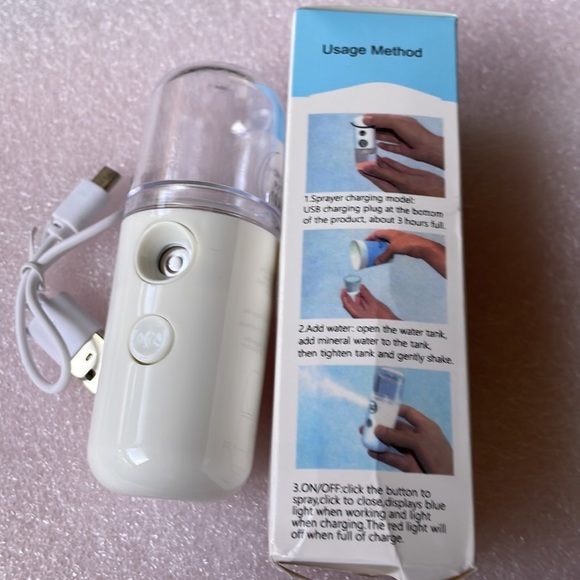 Nano portable facial mist moisturizing hydrating skin sprayer NIB - Picture 2 of 6